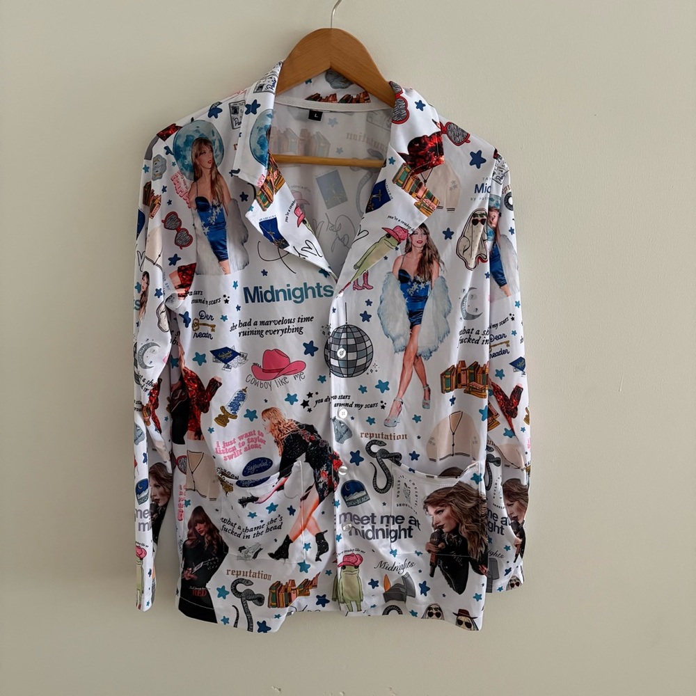 TS two-piece pajama set like new